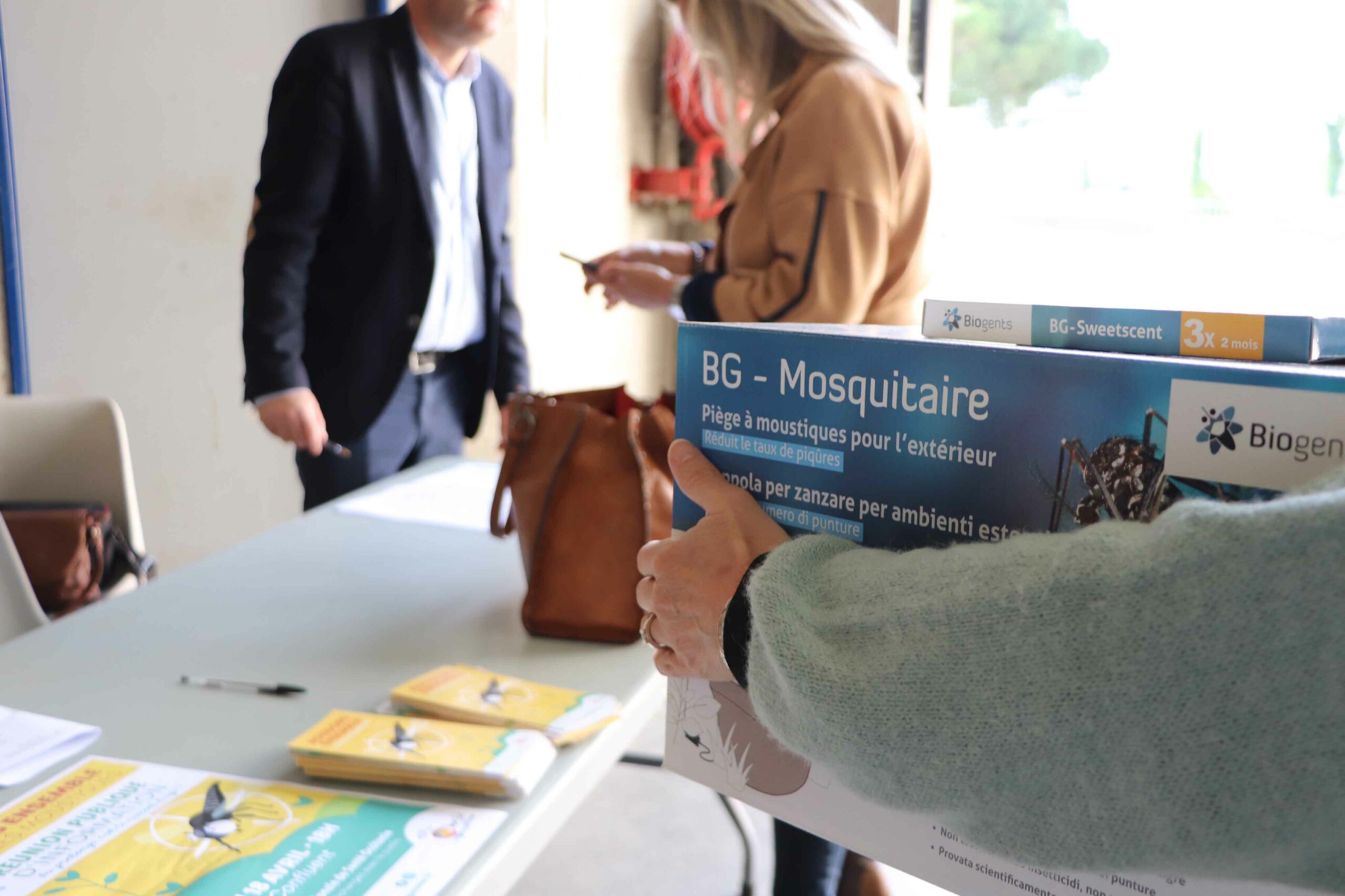 Lutte contre les moustiques : Remise des pièges individuels Lutte contre les moustiques : Remise des pièges individuels