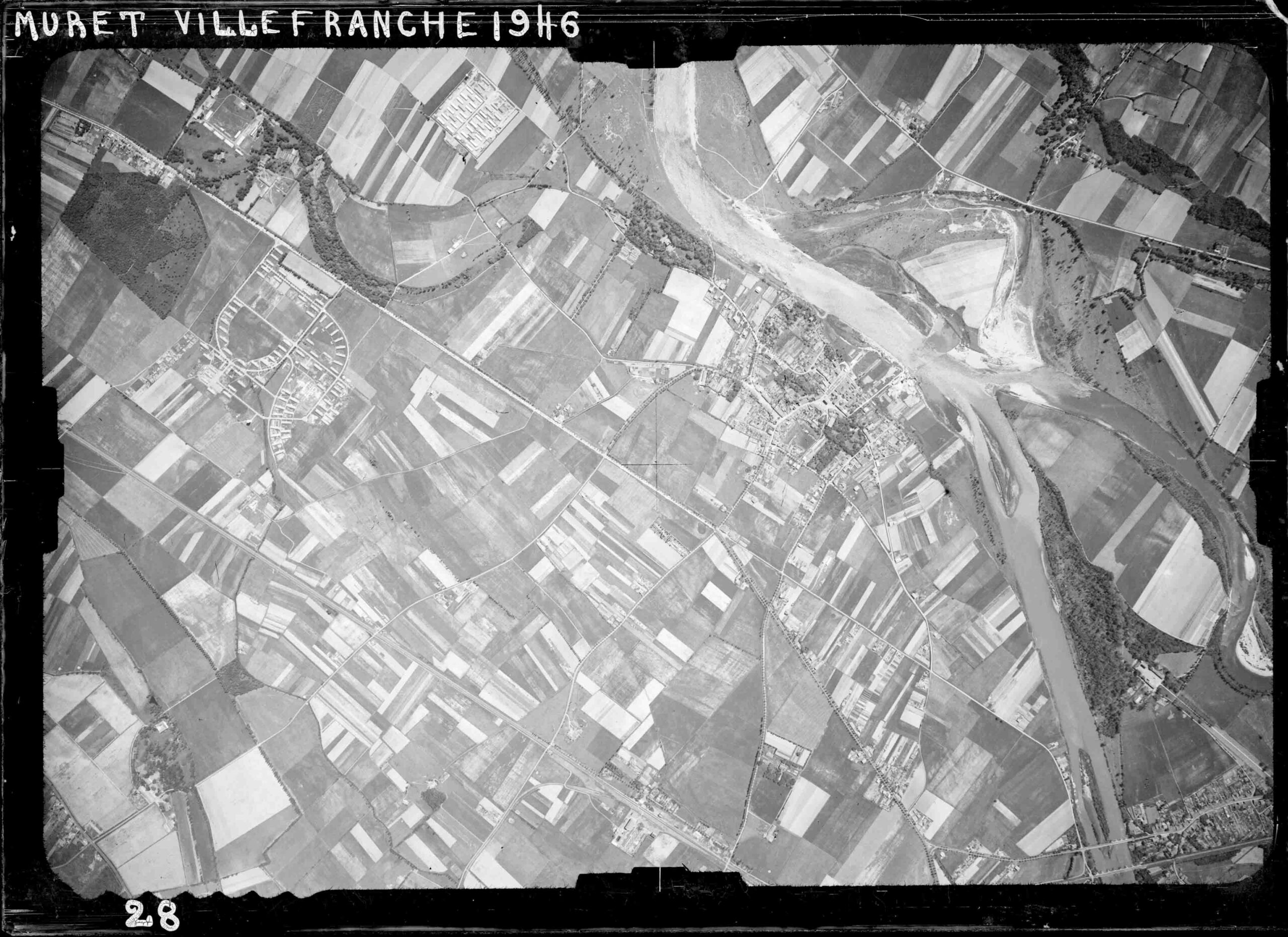 IGNF_PVA_1-0__1946-06-05__C2044-0011_1946_F2044-2144_0028 (1)